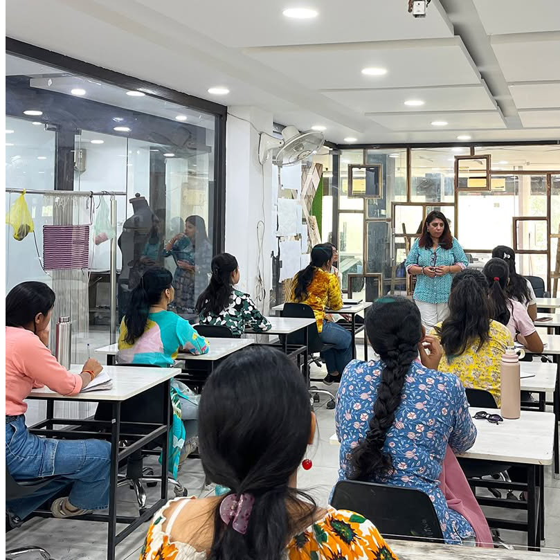 IIFT Interior Design students attended an exclusive lecture by Ar. Ravisha Merchant.