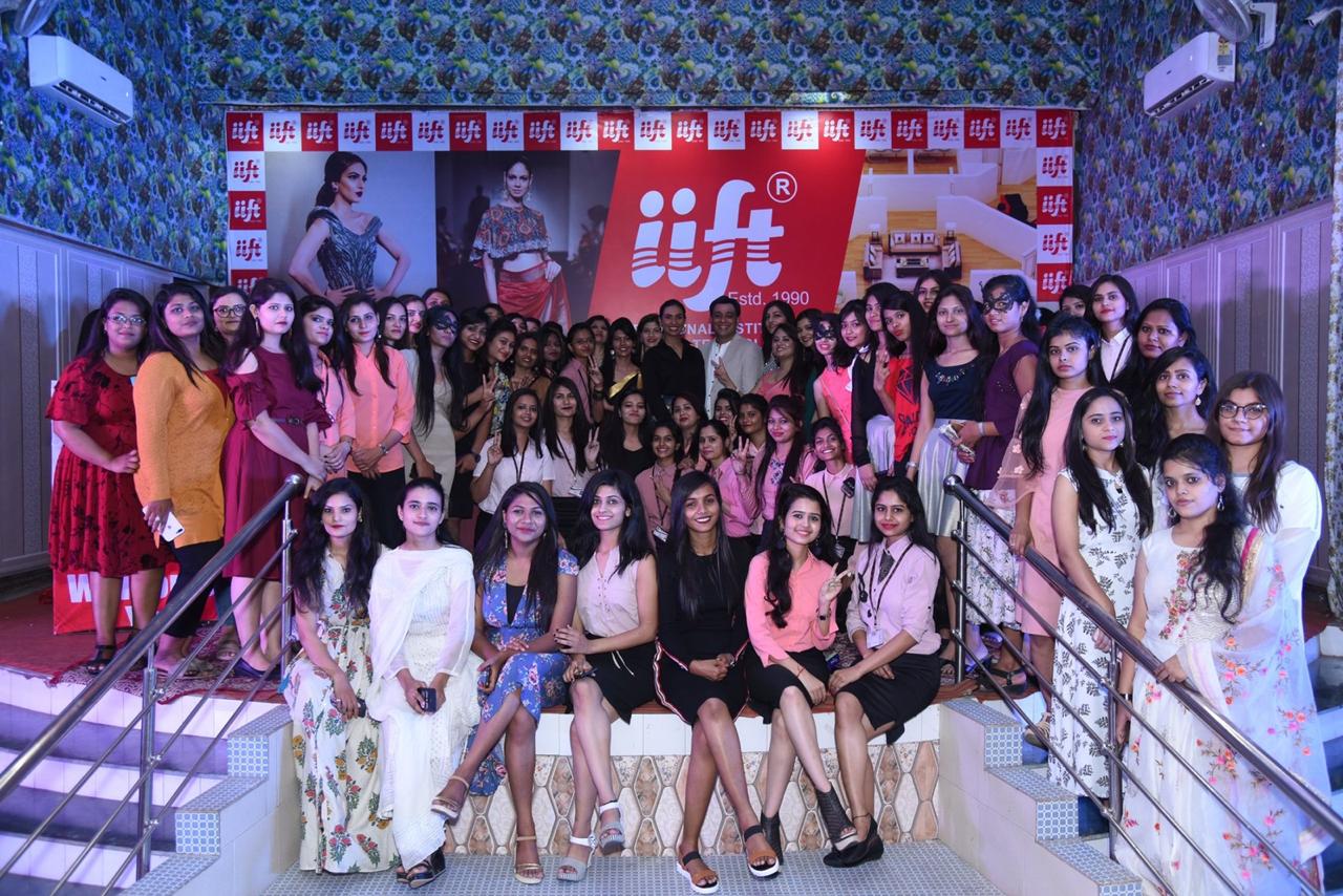 67350158_1656819221129433_7778040427067736064_n